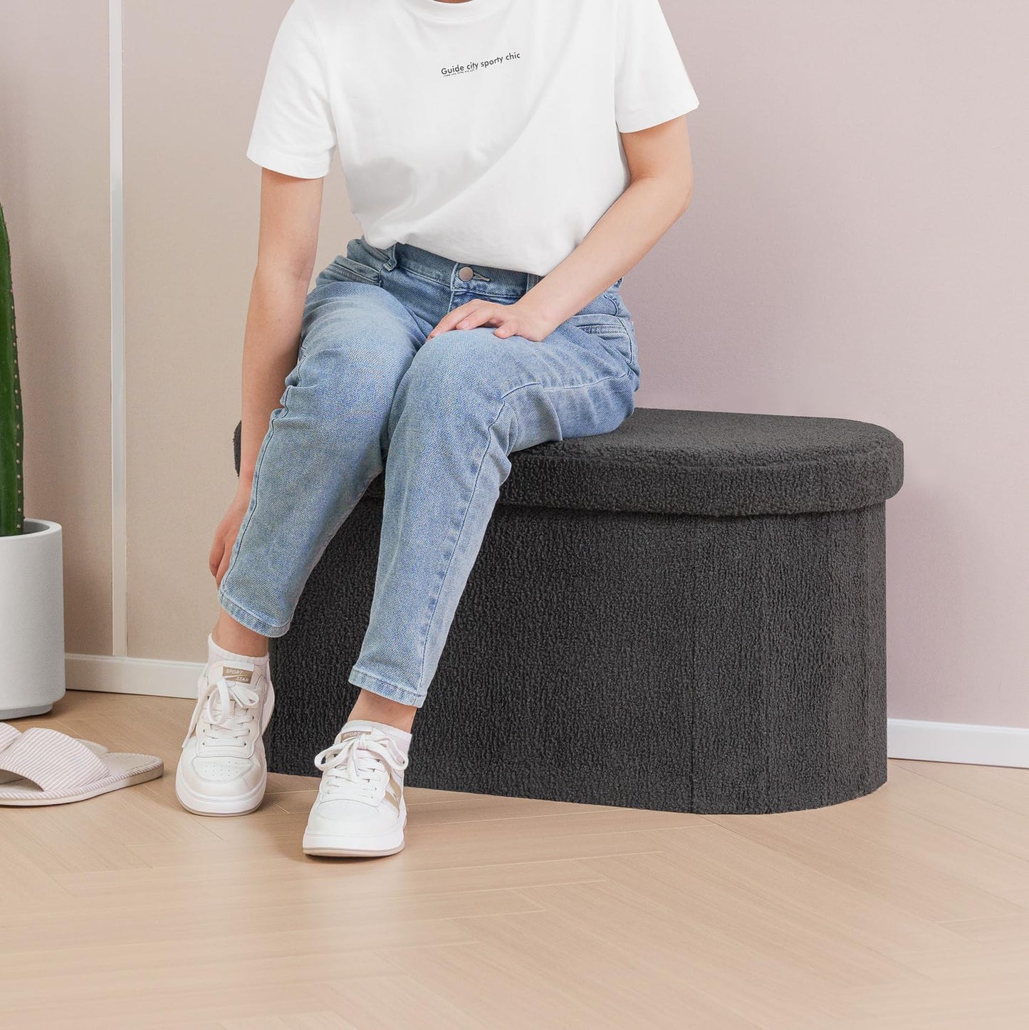 FSOBEIIALEO 43.3" Sherpa Storage Ottoman Bench